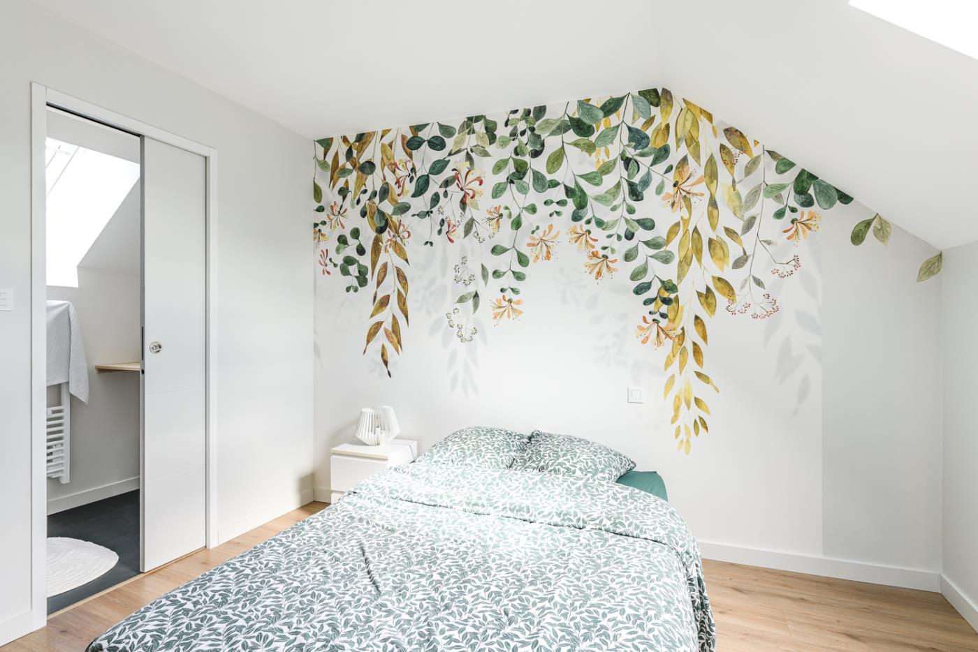 Extension d´une petite maison en pierre