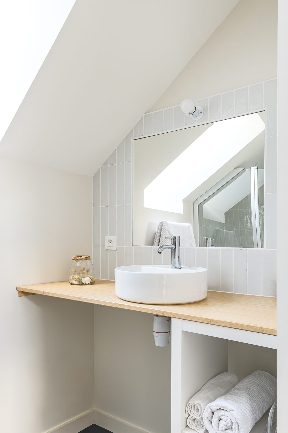 Extension d´une petite maison en pierre