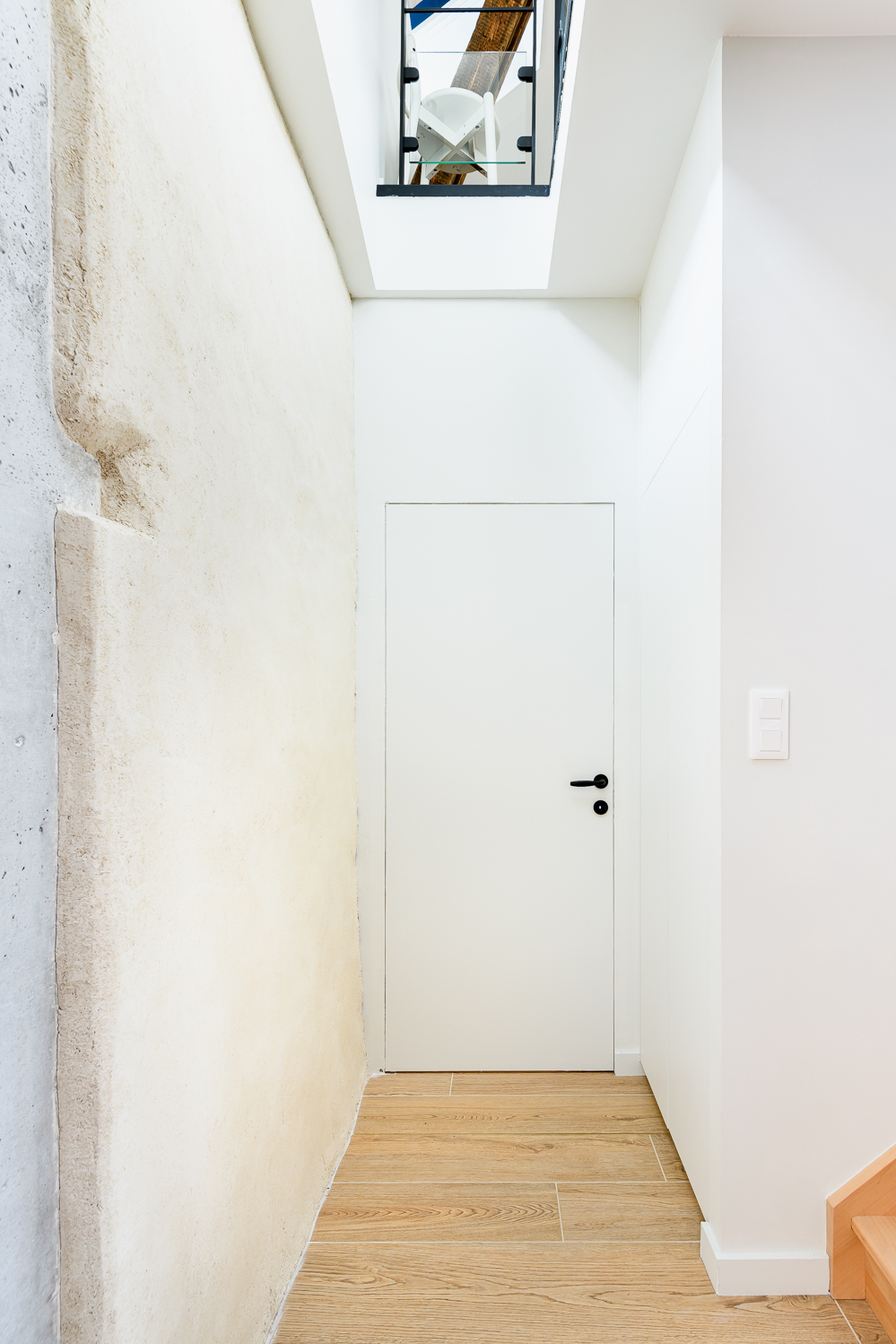 Extension d´une petite maison en pierre